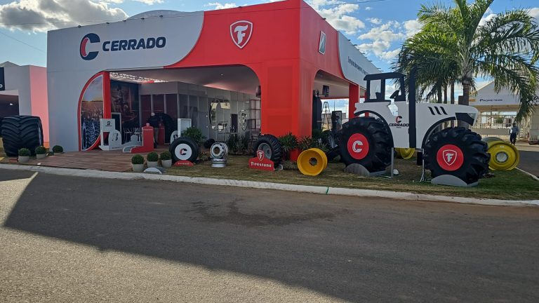 Stand da Cerrado Pneus na Bahia Farm Show