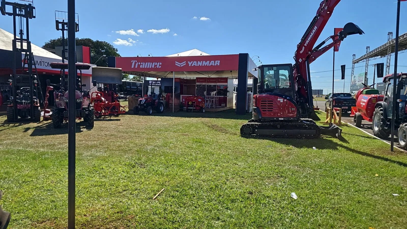 Stand Externo Construído - Tramacc